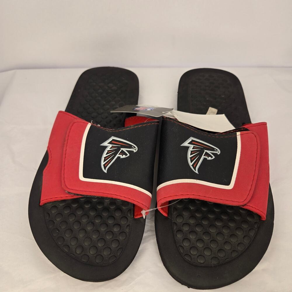 Atlanta Falcons FOCO Foam Sport Slides with the team logo.